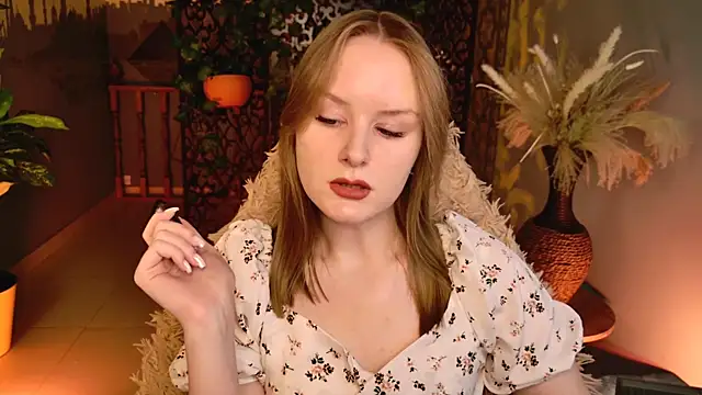 Snapshot of VivienLeeigh chatting on 23, 5, 2026 VivienLeeigh online show from 23, 5, 2026