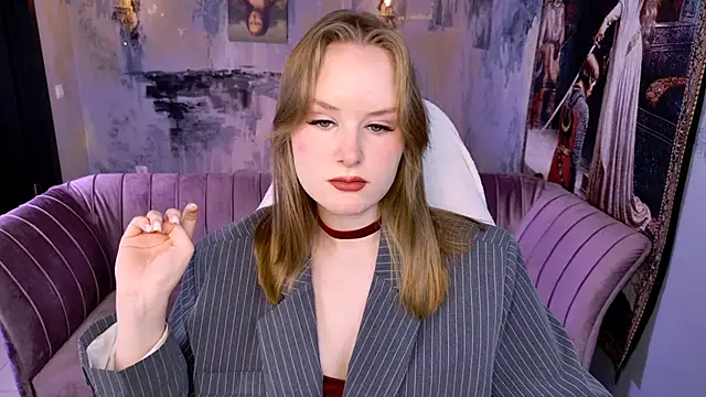 Snapshot of VivienLeeigh chatting on 2, 6, 2026 VivienLeeigh online show from 2, 6, 2026