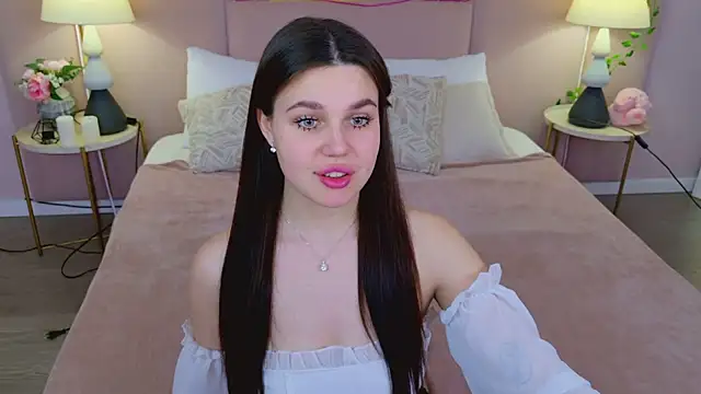 RihannaRose online show from 26, 2, 2025