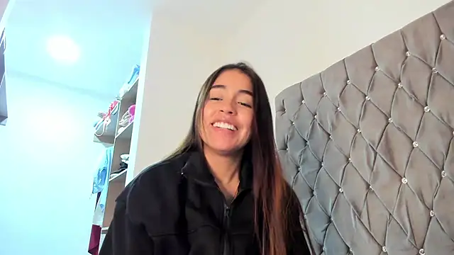 Snapshot of AriaMontgomery chatting on 30, 12, 2024 AriaMontgomery online show from 30, 12, 2024