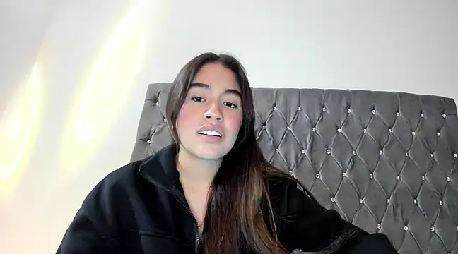 Snapshot of AriaMontgomery chatting on 23, 1, 2025 AriaMontgomery online show from 23, 1, 2025