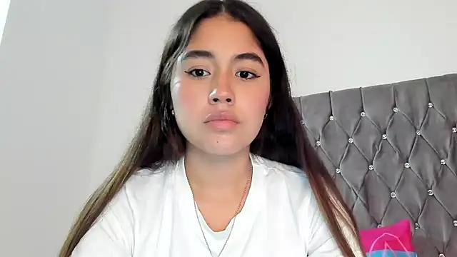 Snapshot of AriaMontgomery chatting on 27, 1, 2025 AriaMontgomery online show from 27, 1, 2025