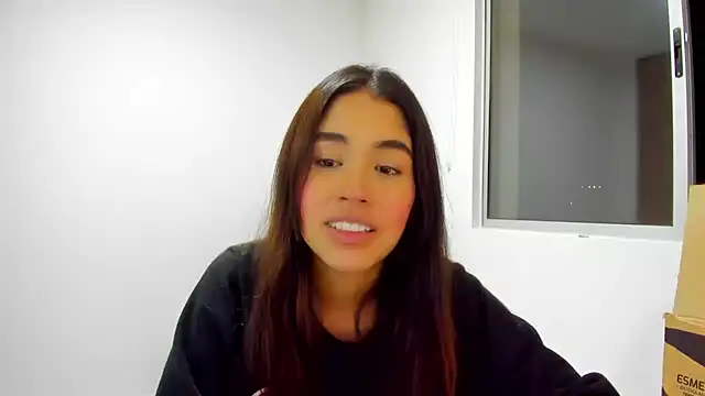 Snapshot of AriaMontgomery chatting on 1, 3, 2025 AriaMontgomery online show from 1, 3, 2025