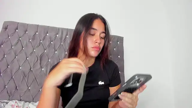 Snapshot of AriaMontgomery chatting on 18, 9, 2025 AriaMontgomery online show from 18, 9, 2025