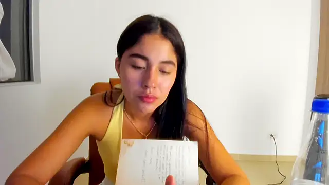 AriaMontgomery online show from 13, 6, 2026