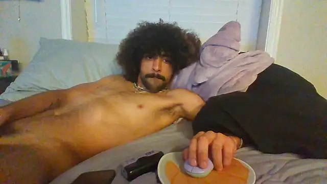 Snapshot of bigcockdezz chatting on 25, 5, 2026 bigcockdezz online show from 25, 5, 2026