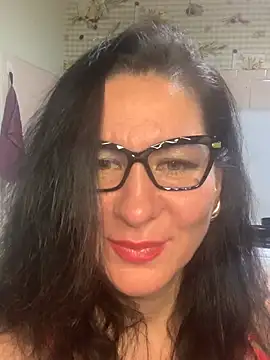 Tina Moretti online show from 1, 3, 2025