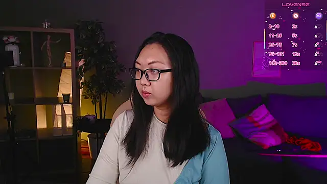 Marine Vact online show from 14, 9, 2025