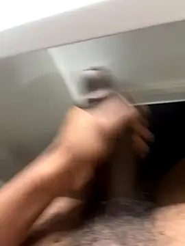 Snapshot of arrete2025 chatting on 4, 12, 2024 arrete2025 online show from 4, 12, 2024