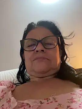 Sharongirl07 online show from 17, 5, 2026