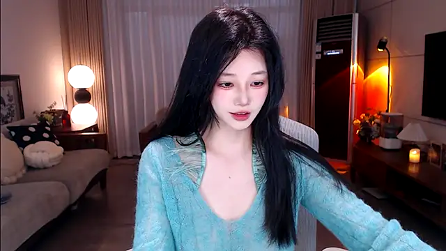 sweateanv  online show from 6, 3, 2026