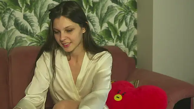 whisper of love online show from 2, 3, 2025