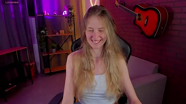 Sharon Evansi online show from 4, 1, 2025