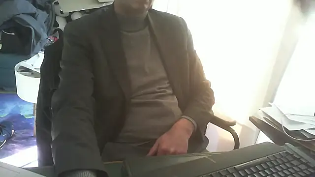 shyfrenchcock1 online show from 16, 3, 2026