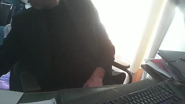 shyfrenchcock1 online show from 27, 3, 2026