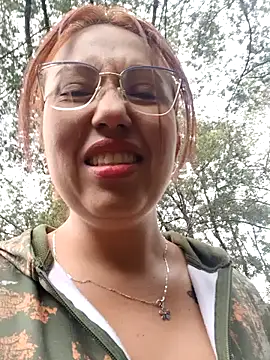 VIOLETA-25  online show from 9, 2, 2025