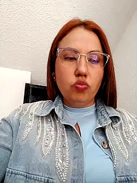 VIOLETA-25  online show from 15, 2, 2025