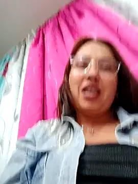 VIOLETA-25  online show from 4, 3, 2025