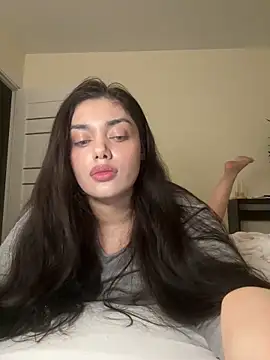 Snapshot of Sweet_Khalifa_ chatting on 1, 2, 2025 Sweet Khalifa online show from 1, 2, 2025