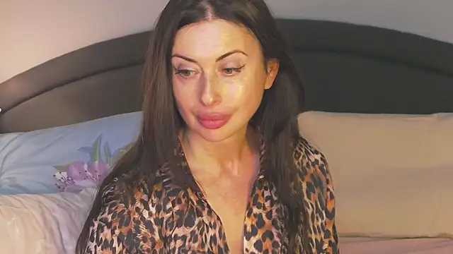 Mia Lovi online show from 13, 9, 2025