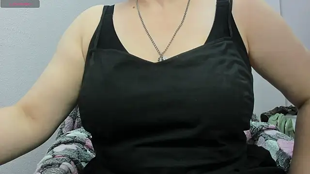 Snapshot of Dolorys chatting on 9, 8, 2026 Dolorys online show from 9, 8, 2026