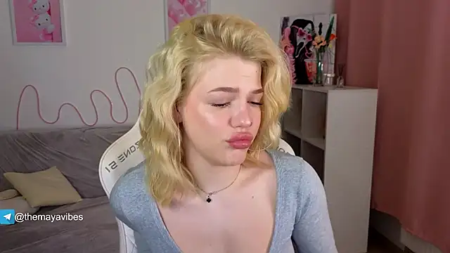 Maya Rave online show from 1, 3, 2026