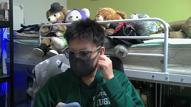 Snapshot of Owl1216 chatting on 12, 1, 2025 Owl1216 online show from 12, 1, 2025