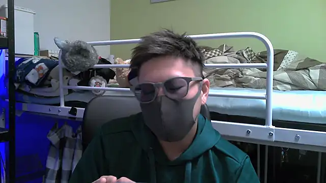 Snapshot of Owl1216 chatting on 31, 1, 2025 Owl1216 online show from 31, 1, 2025