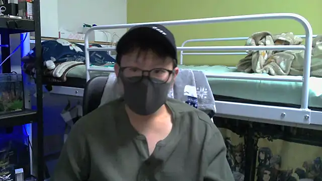 Snapshot of Owl1216 chatting on 4, 3, 2025 Owl1216 online show from 4, 3, 2025