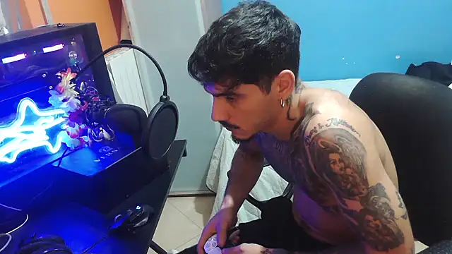 Badboyi1997 online show from 14, 10, 2025