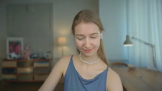 solar bella online show from 25, 2, 2025