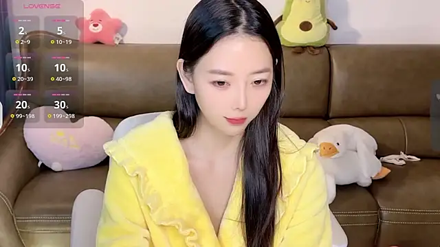 Snapshot of Yilin1999 chatting on 29, 12, 2024 Yilin1999 online show from 29, 12, 2024