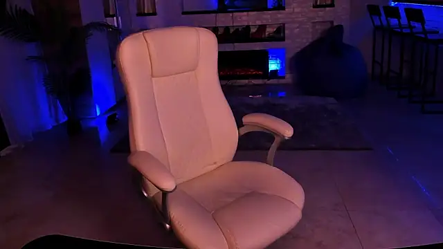 LisaElfy online show from 18, 2, 2025