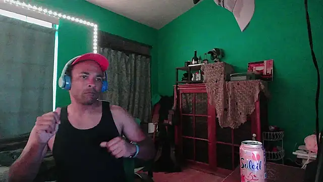 Snapshot of _______the chatting on 22, 2, 2026 the online show from 22, 2, 2026