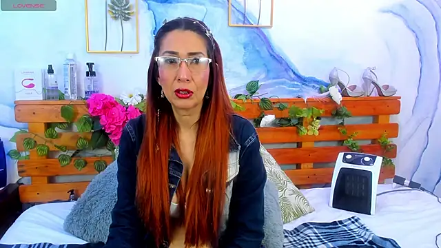 Snapshot of Perla_Franco chatting on 21, 3, 2025 Perla Franco online show from 21, 3, 2025