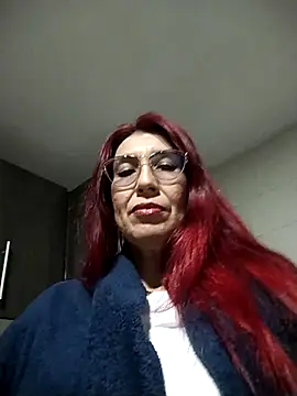 Snapshot of Perla_Franco chatting on 2, 11, 2025 Perla Franco online show from 2, 11, 2025