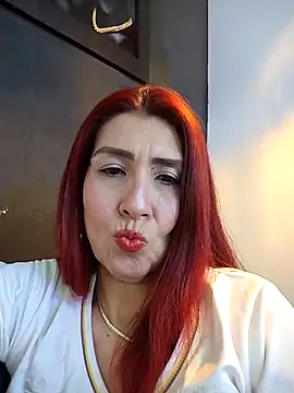 Snapshot of Perla_Franco chatting on 11, 11, 2025 Perla Franco online show from 11, 11, 2025