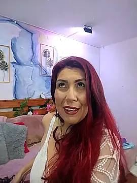 Snapshot of Perla_Franco chatting on 5, 12, 2025 Perla Franco online show from 5, 12, 2025