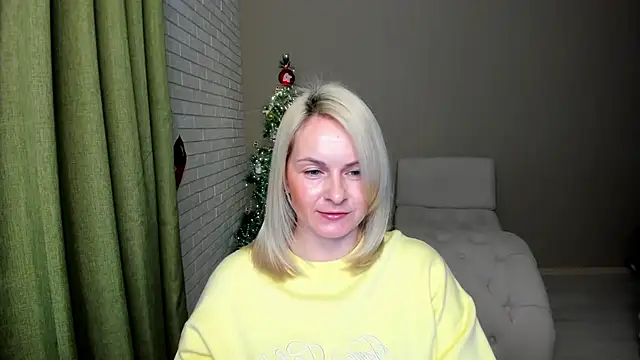 Snapshot of Alicee_Gracee chatting on 21, 12, 2025 Alicee Gracee online show from 21, 12, 2025