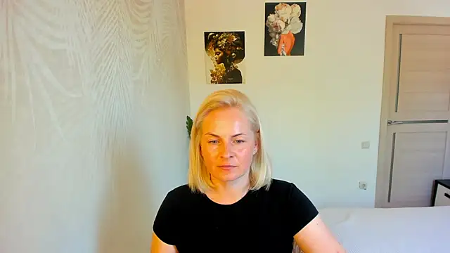 Snapshot of Alicee_Gracee chatting on 3, 7, 2026 Alicee Gracee online show from 3, 7, 2026