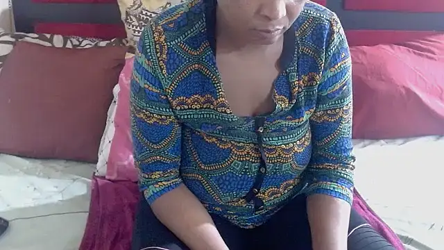 MaximTease24 online show from 27, 11, 2025