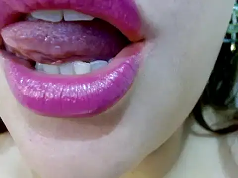 Snapshot of miss_evoleth2 chatting on 3, 3, 2025 miss evoleth2 online show from 3, 3, 2025