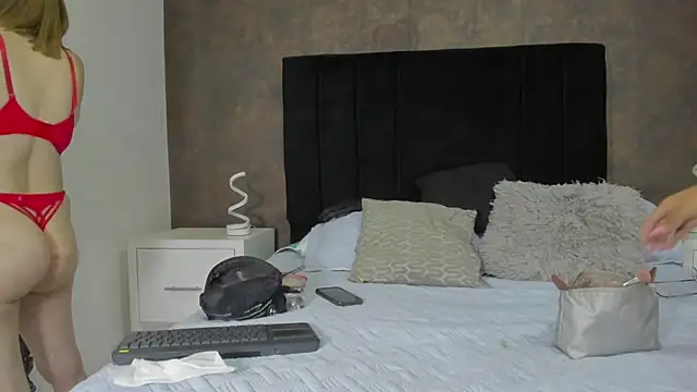 NaxaAndLexi  online show from 4, 2, 2025