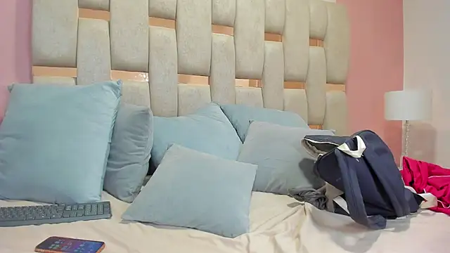 nicole fisherr online show from 3, 4, 2026