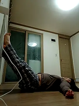 hello098712 online show from 24, 2, 2025