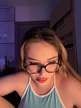 CutiePie3 online show from 24, 9, 2025