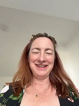 LouiseTswing online show from 9, 6, 2026