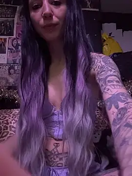 MissMidnightUK online show from 5, 12, 2025