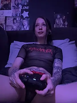 MissMidnightUK online show from 28, 6, 2026