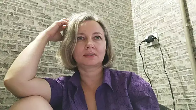 EdithManning online show from 1, 2, 2025